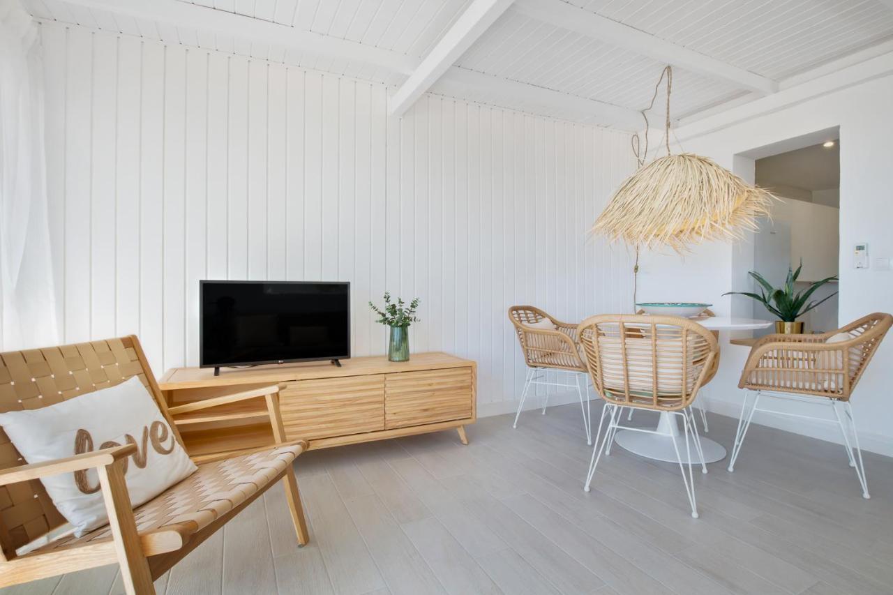 Casa De La Playa. Beach House With Magnificent Sea 말라가 외부 사진